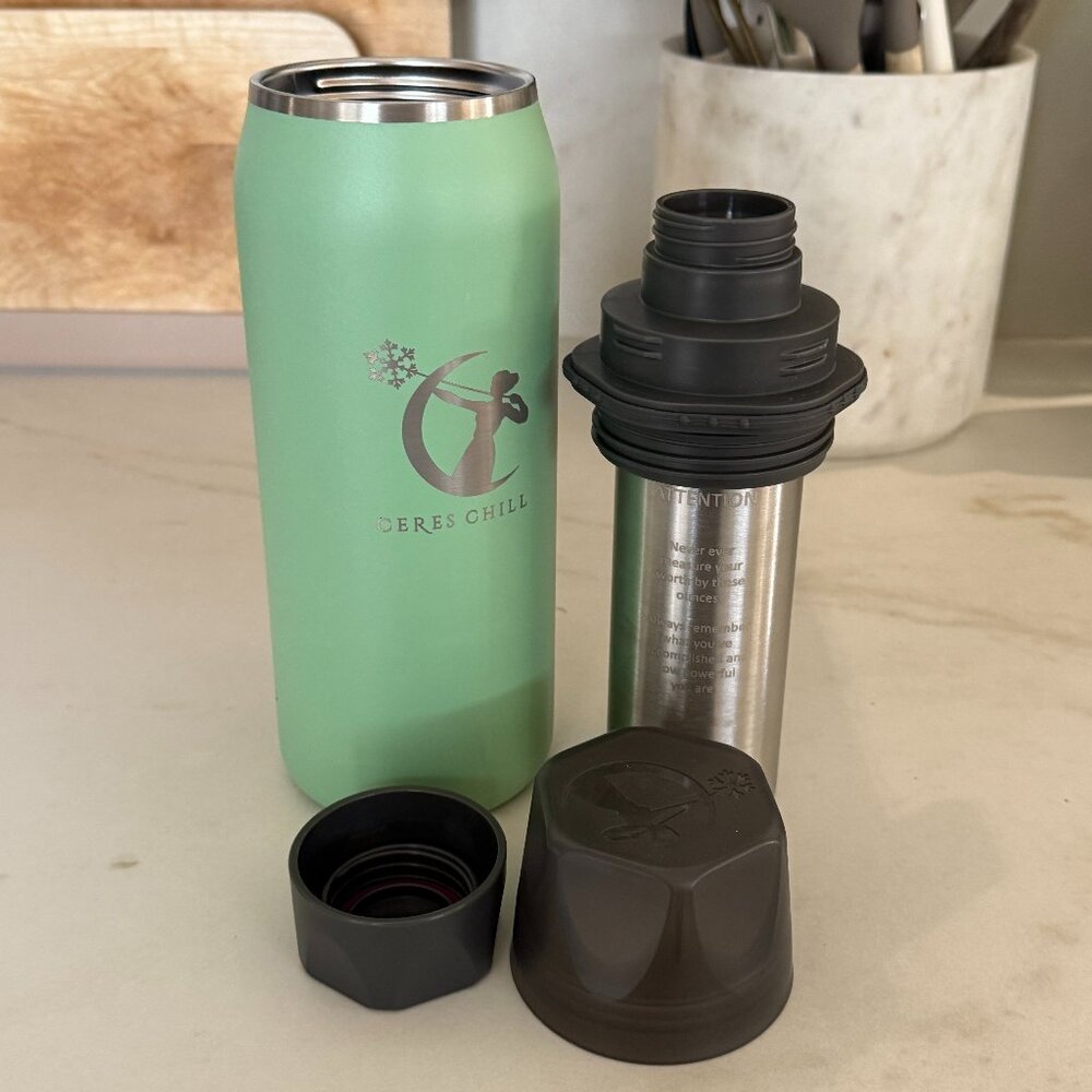 *NWOT* Ceres Chill Breast Milk Chiller - Touching Grass Green - Stainless Steel